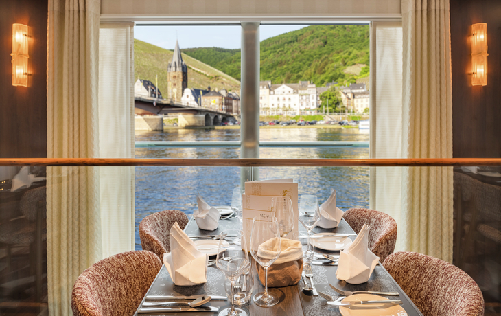 Restaurant Matterhorn mit Panoramafenstern