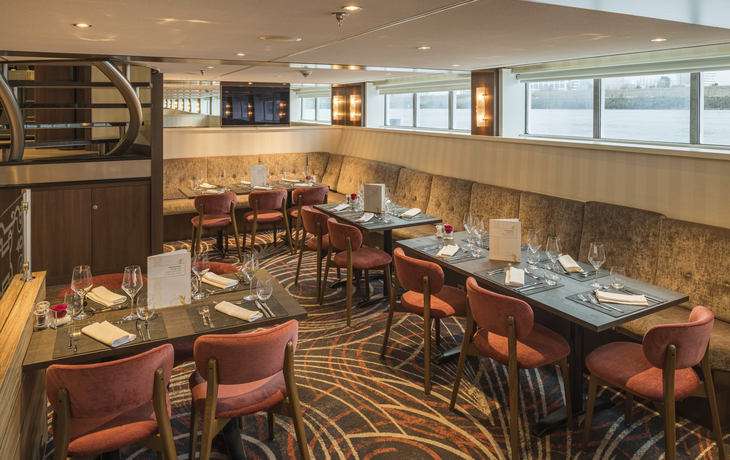 Restaurant Jungfrau mit Oberlichtfenstern