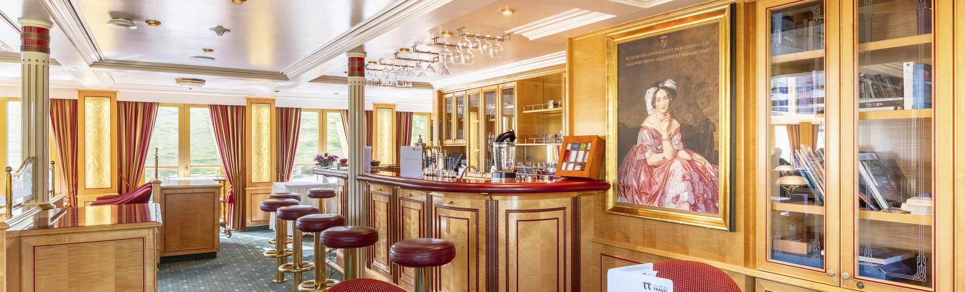 Bar im Panorama-Salon