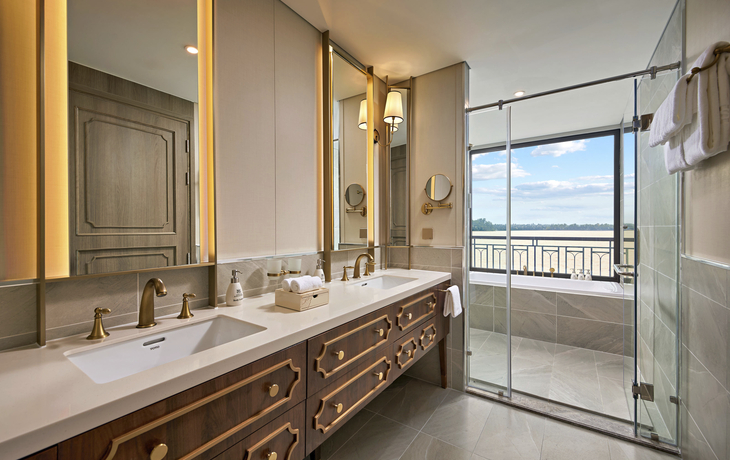 Bad, Grande Suite Oberdeck