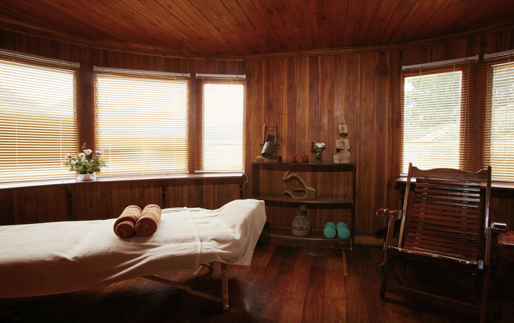 Massagesalon - © Ross Hillier