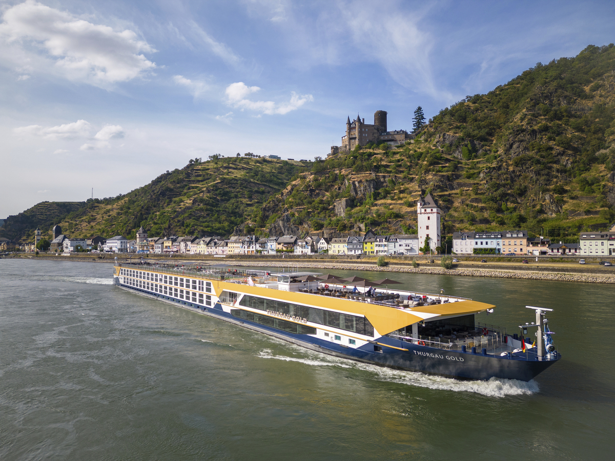 Typisches Haus auf dem Tonle Sap See, Kambodscha - © Lukasz Janyst - stock.adobe.com