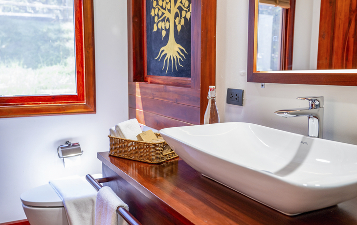 Bad der Executive Suite - © Sabine Meeßen / www.knipsbiene.de