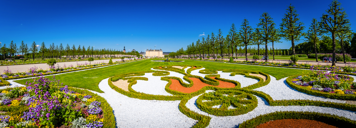 Schlosspark von Schloss Schwetzingen in Baden-Württemberg, Deutschland - ©CPN - stock.adobe.com