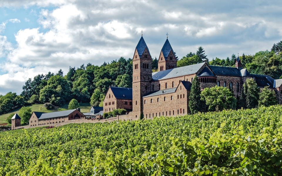 Abtei St. Hildegard bei Rüdesheim - ©Dieter Meyer - stock.adobe.com