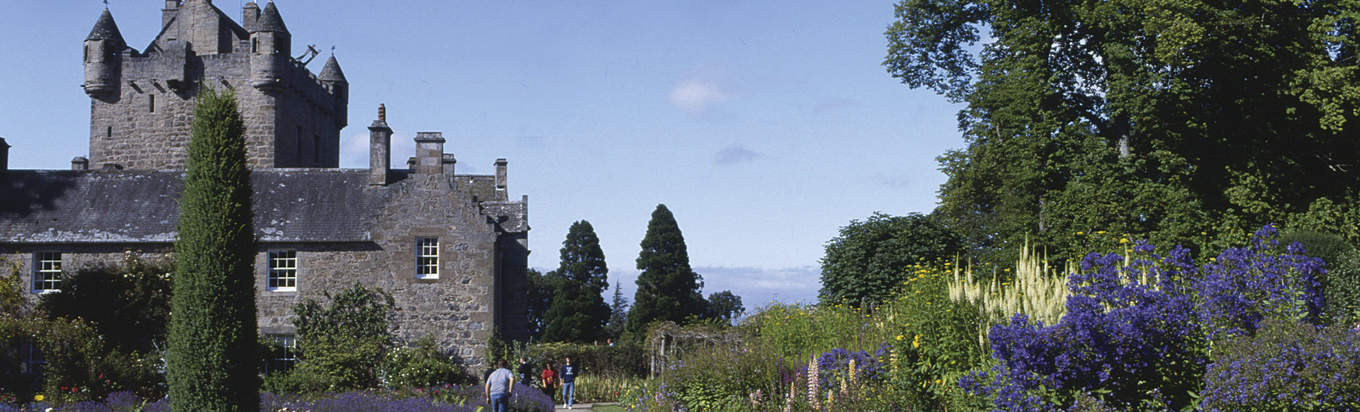 Cawdor Castle - © DEREKMcDOUGALL
