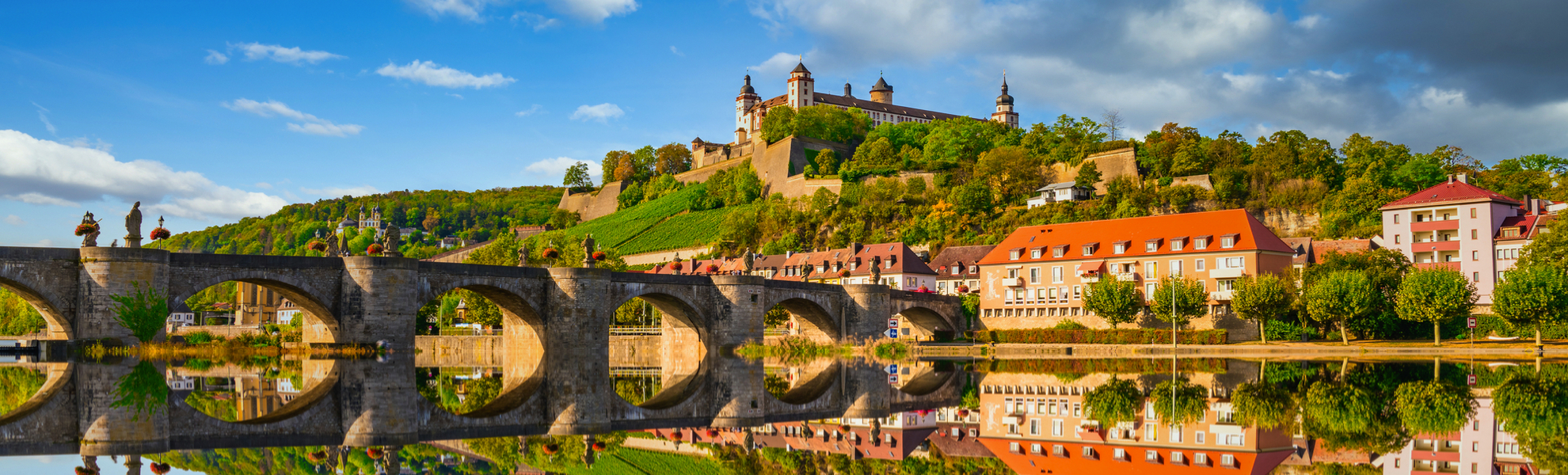 Festung Marienberg oberhalb von Würzburg in Unterfranken, Deutschland - © Pawel Pajor - stock.adobe.com