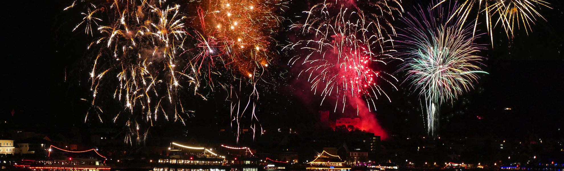 Rhein in Flammen bei Rüdesheim - ©Comofoto - stock.adobe.com