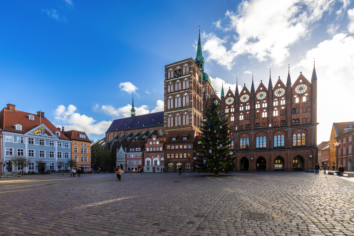 Alter Markt von Stralsund vor Weihnachten - © Karl - stock.adobe.com