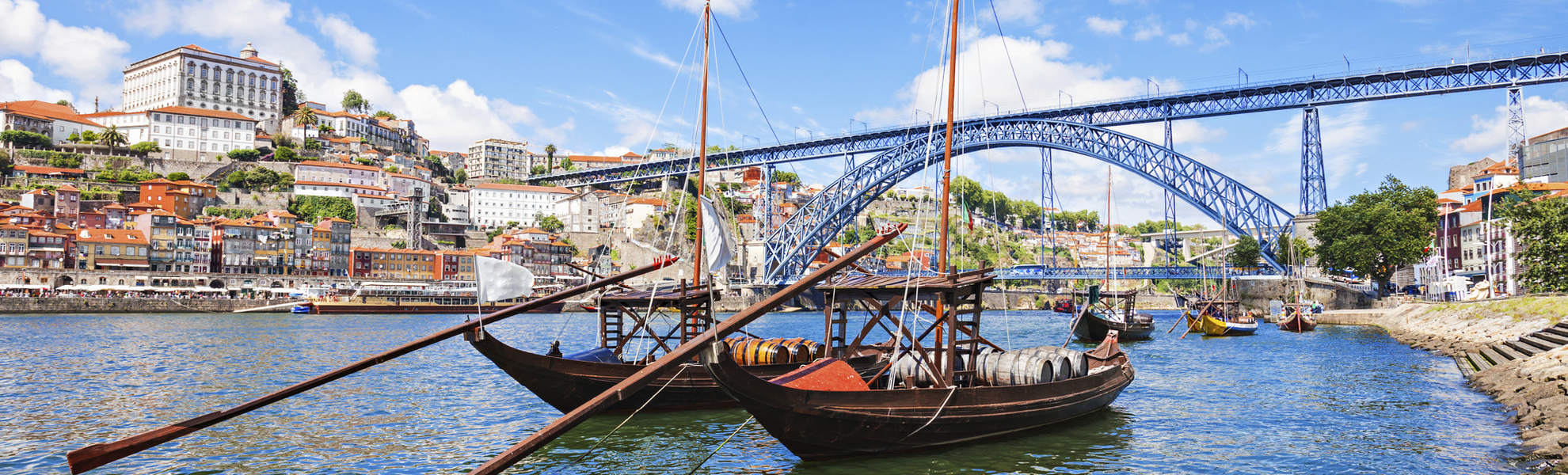 Traditionelle Portwein-Boote, Porto - © shutterstock_233479282