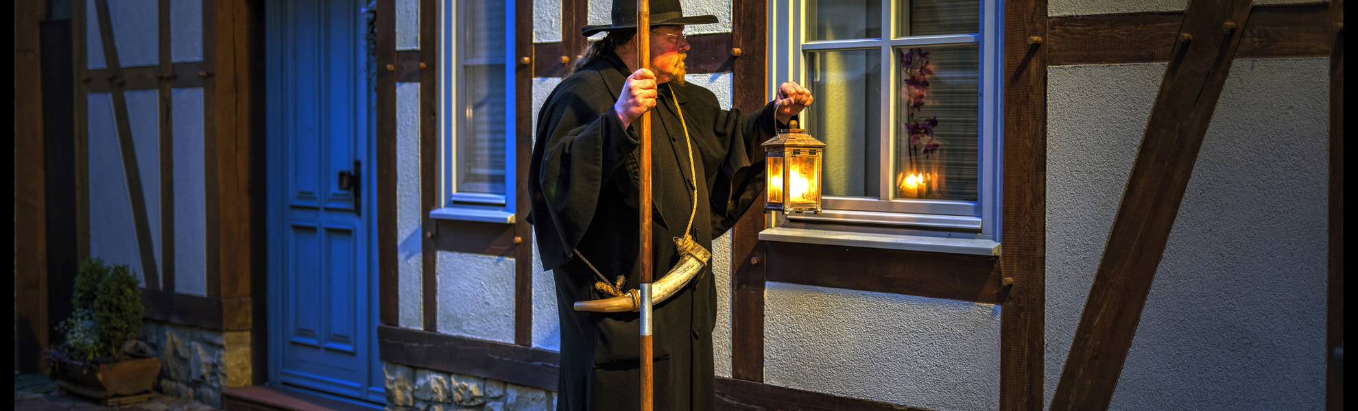 Nachtwächter bei der Arbeit - © ROLF FISCHER RINTELN