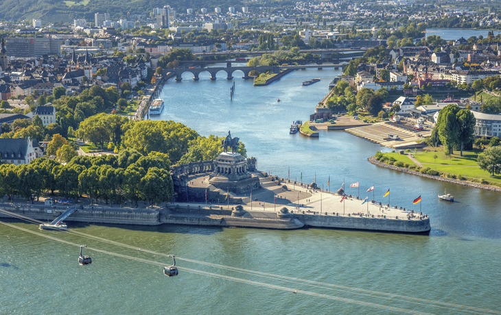 Koblenz, Blick auf das Deutsche Eck  - © Sina Ettmer - stock.adobe.com