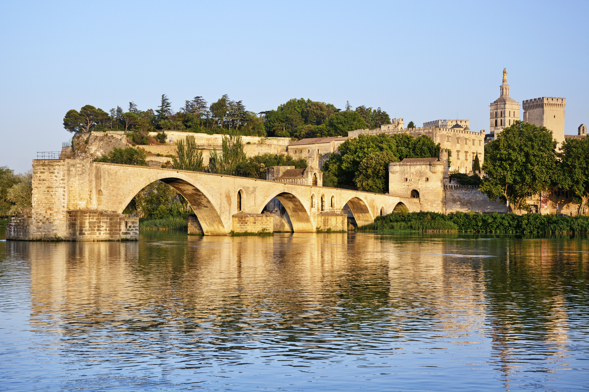Pont Saint-Bénézet, Avignon - © Getty Images/iStockphoto