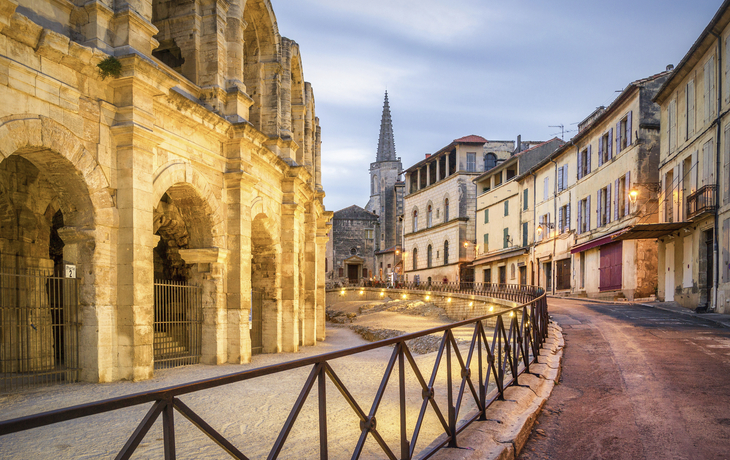 Amphitheater von Arles - © tichr - stock.adobe.com