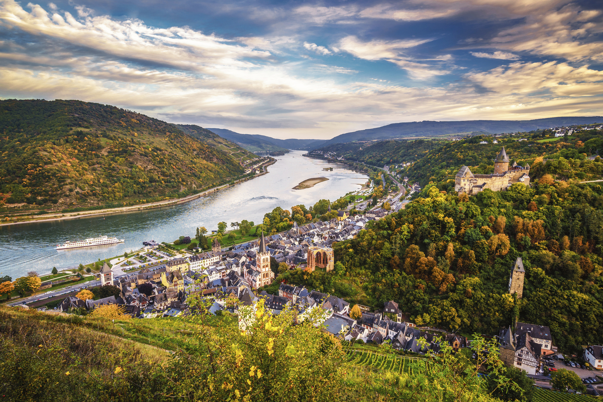 Bacharach am Mittelrhein - © katjaverhoeven - stock.adobe.com