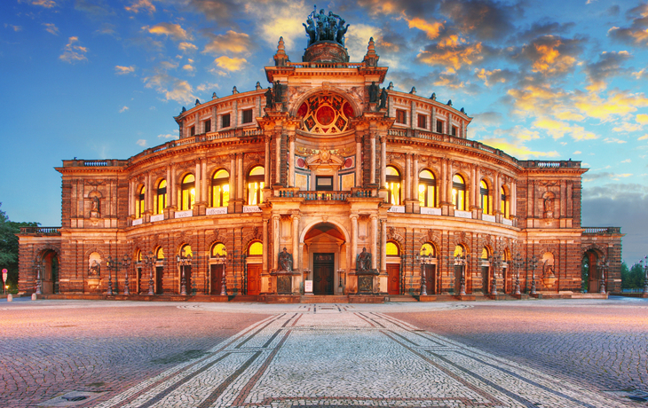 Semperoper - © TTstudio - stock.adobe.com