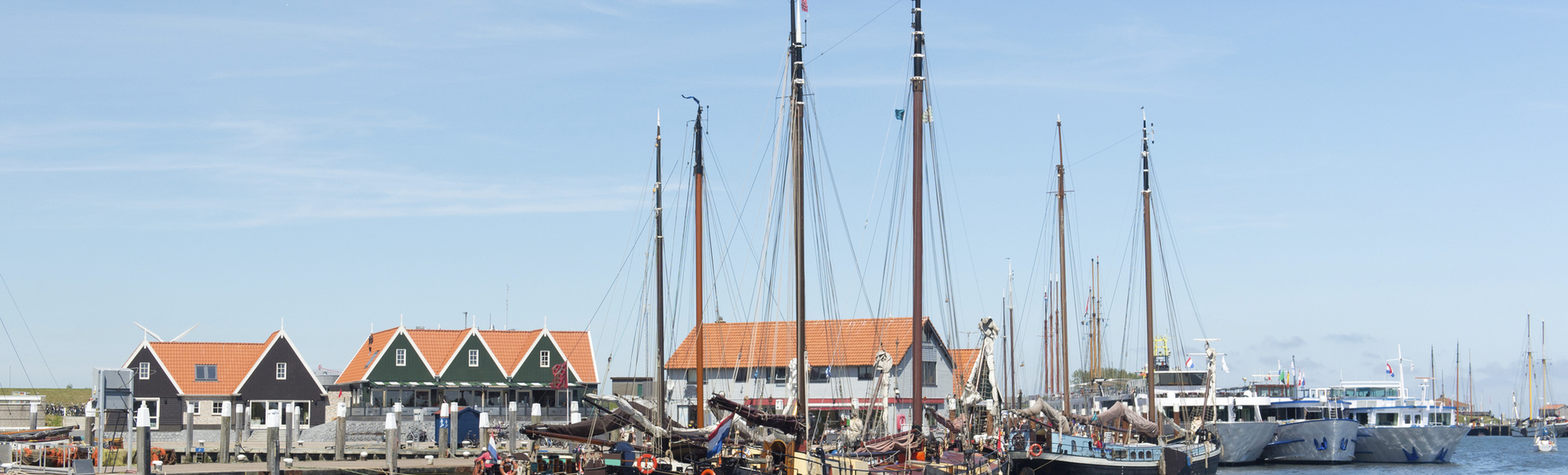 Hafen in Oudeschild, Texel - © shutterstock_234221338