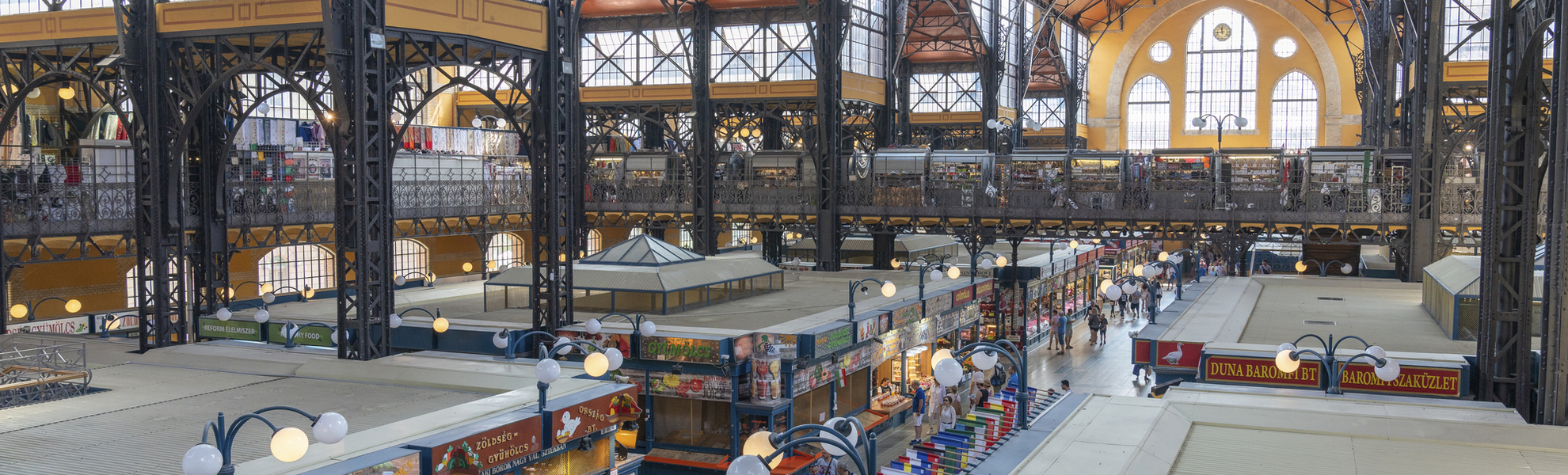 Markthalle, Budapest - © Stefan Tschumi