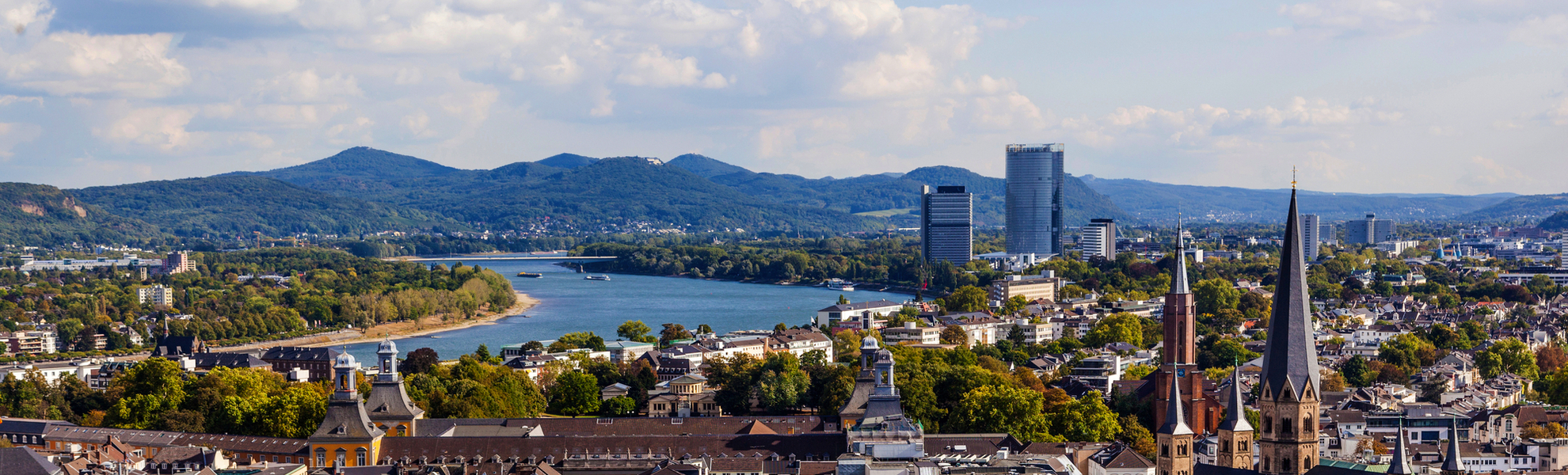 Luftaufnahme von Bonn - © travelview - stock.adobe.com