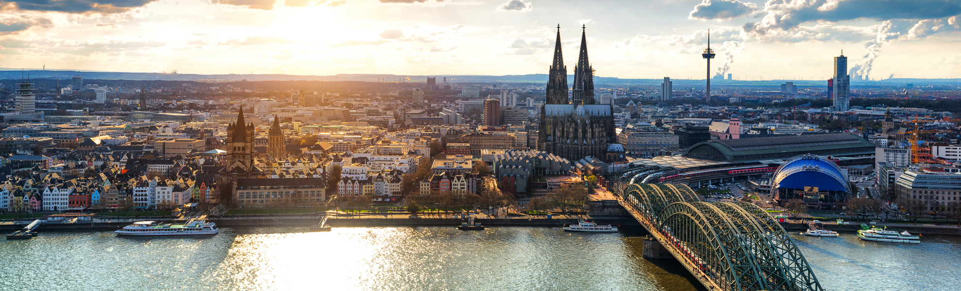 Köln Panorama - © Simon - stock.adobe.com