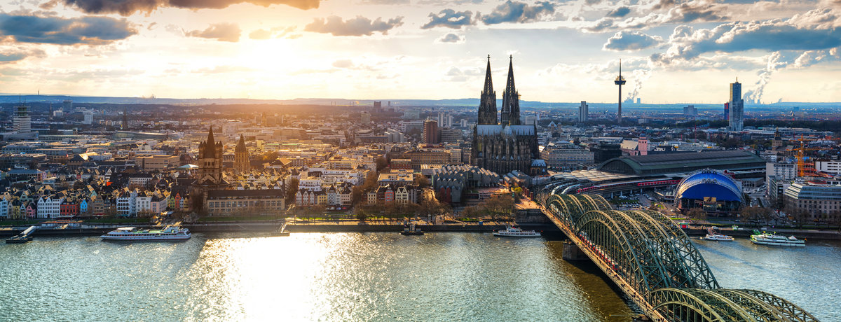 Köln Panorama - © Simon - stock.adobe.com