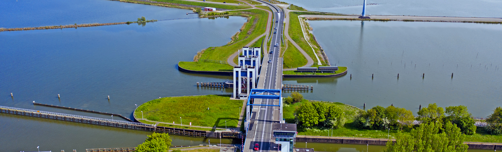  Deich zwischen Enkhuizen und Lelystad - © Nataraj - stock.adobe.com