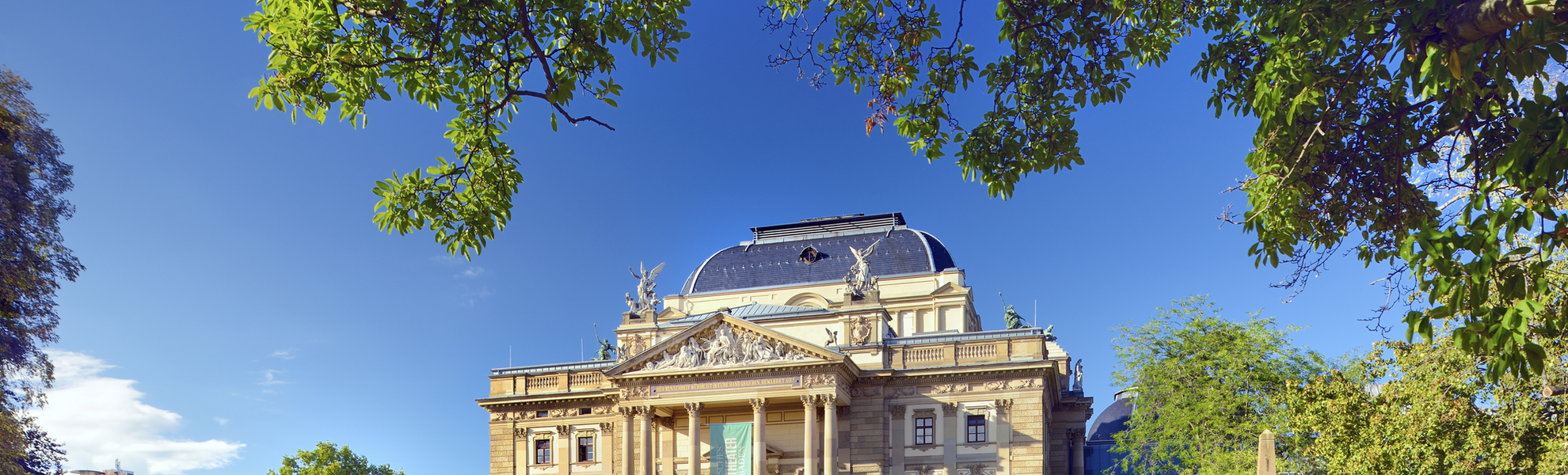 Hessisches Staatstheater, Wiesbaden - © FRANCESCO CAROVILLANO
