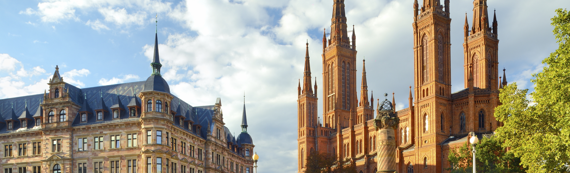 Marktkirche mit Rathaus, Wiesbaden - © FRANCESCO CAROVILLANO