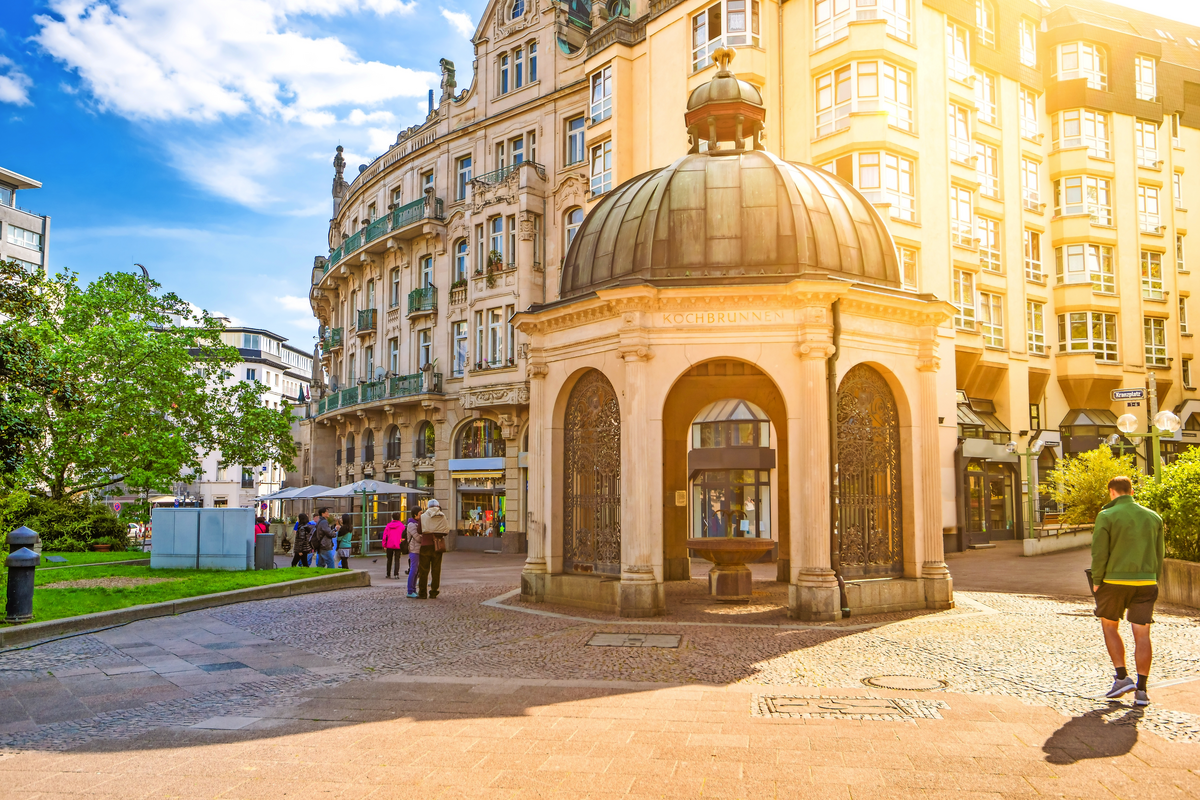 Thermalquelle, Wiesbaden - © pure-life-pictures - Fotolia