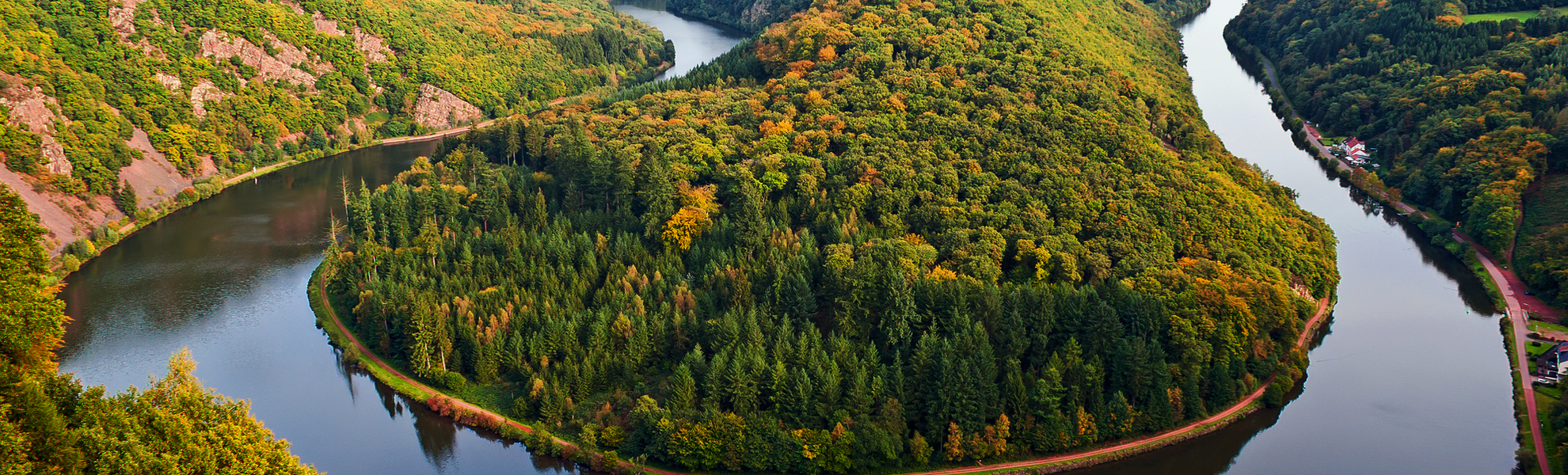 Saarschleife bei Mettllach - © mojolo - stock.adobe.com