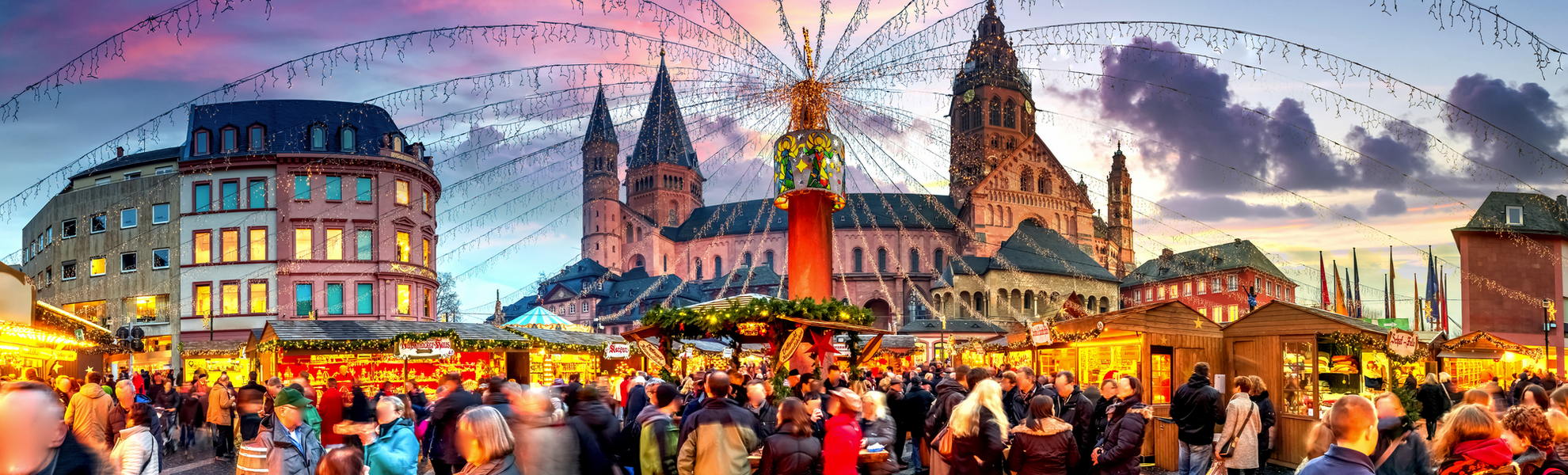 Mainzer Weihnachtsmarkt am Dom - © Sina Ettmer - stock.adobe.com