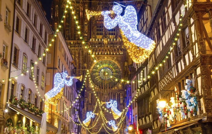 Christkindelsmärik, Straẞburg  - © ©Alexi Tauzin - stock.adobe.com
