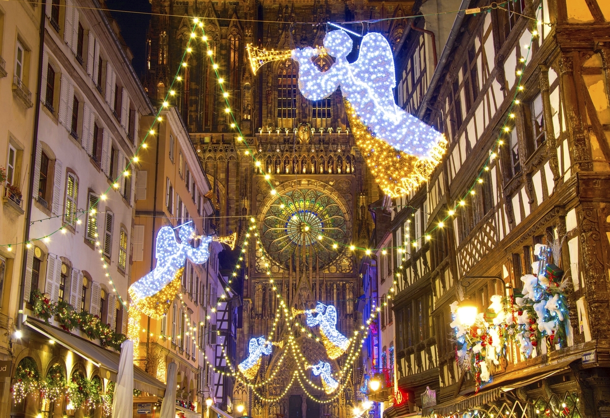 Christkindelsmärik, Straẞburg  - © ©Alexi Tauzin - stock.adobe.com