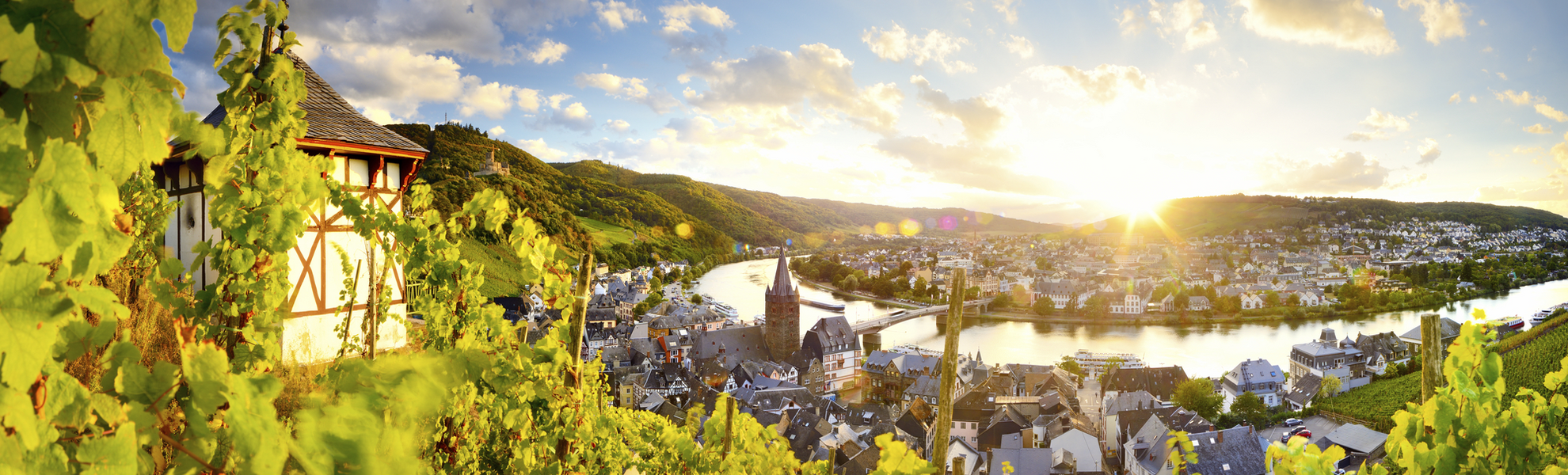 Panorama über Bernkastel-Kues - © FRANCESCO CAROVILLANO