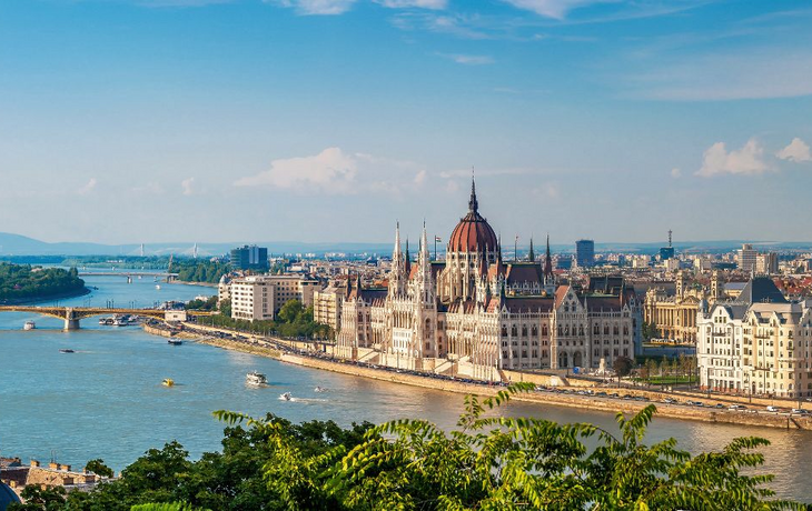 Panorama von Budapest in Ungarn - © milosk50 - Fotolia