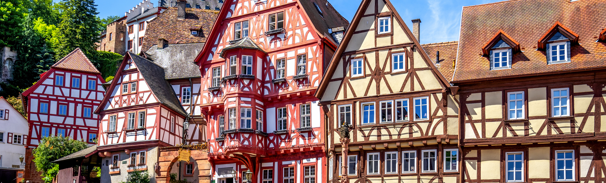 Alter Markt in Miltenberg - © Sina Ettmer - stock.adobe.com