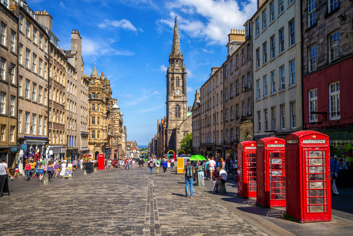 Edinburgh - © Richie Chan - stock.adobe.com